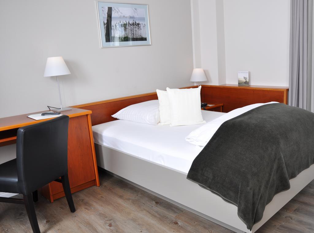 Romantik Hotel Schmiedegasthaus Gehrke Bad Nenndorf Eksteriør billede