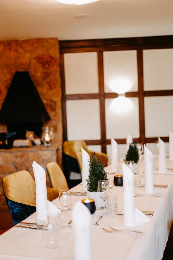 Romantik Hotel Schmiedegasthaus Gehrke Bad Nenndorf Eksteriør billede