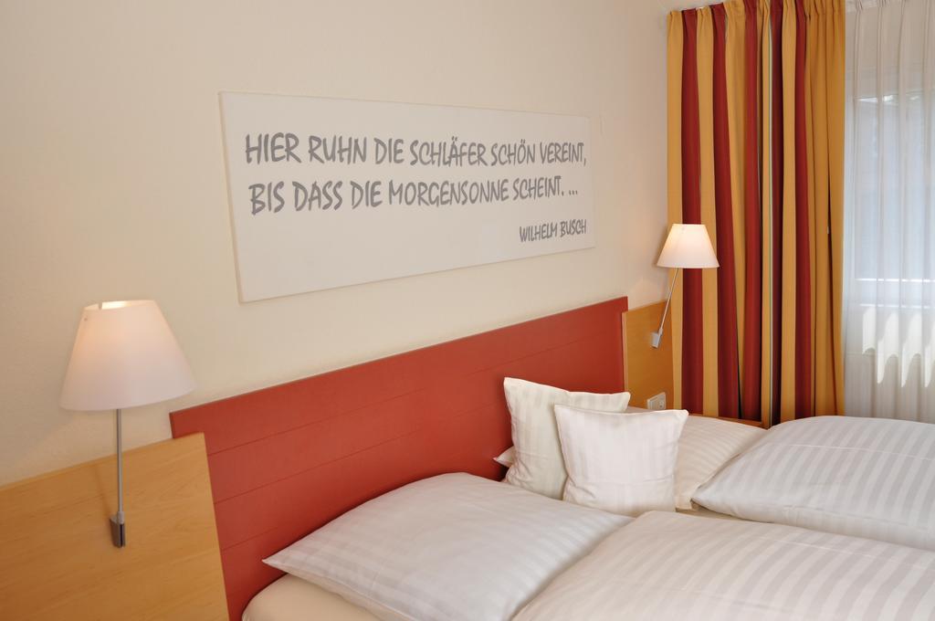 Romantik Hotel Schmiedegasthaus Gehrke Bad Nenndorf Eksteriør billede